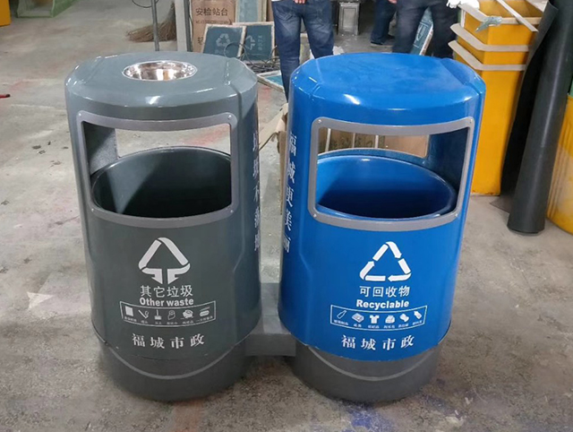 玻璃鋼垃圾桶 (2).jpg